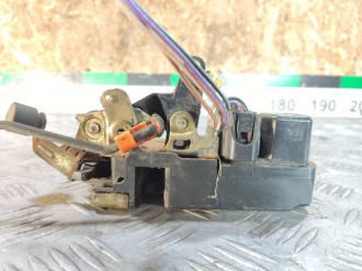 Замок двери передней правой Chrysler Voyager/caravan 2000-2008