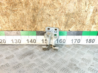 Петля двери передней правой верхняя Chrysler Voyager/caravan 2000-2008