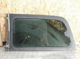 Стекло кузовное глухое заднее правое Hyundai Starex h1 1997-2007