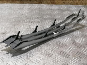 Решетка в бампер левая Land rover Range rover iv 2013-2021