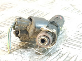 Форсунка двигателя Mazda 6 GG