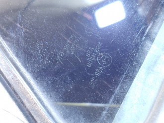 Стекло двери задней правой форточка Mazda 6 GG