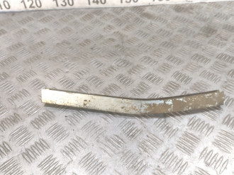 Направляющая стекла Mazda 323 1994-1998