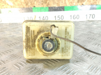 Бачок главного тормозного цилиндра Ml 163