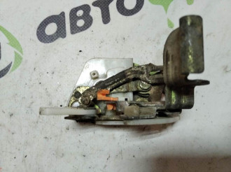 Замок двери задней левой Mitsubishi Pajero 1997-2001