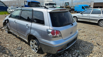 В разборе Mitsubishi Outlander CU