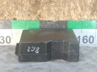 Крышка блока предохранителей Mitsubishi Pajero 1991-1996