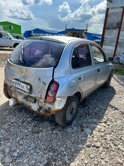 В разборе Nissan Micra K12