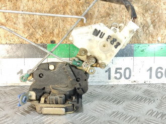 Замок двери передней правой Nissan Almera N16