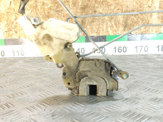 Замок двери передней правой Nissan Almera N16