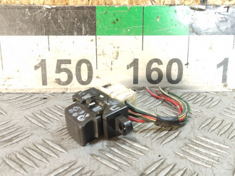Кнопка стеклоподъемника Nissan Almera N16