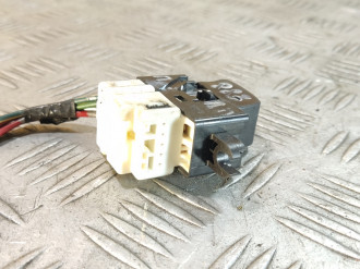 Кнопка стеклоподъемника Nissan Almera N16