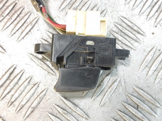 Кнопка стеклоподъемника Nissan Almera N16