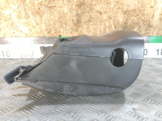 Кожух рулевой колонки Skoda Octavia 2013-2020