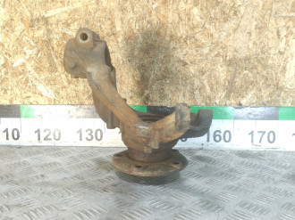 Кулак поворотный передний левый Skoda Octavia 2013-2020