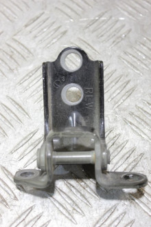 Петля двери задней левой нижняя Subaru Legacy|outback B13