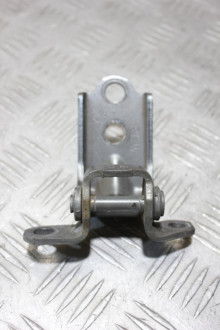 Петля двери задней правой нижняя Subaru Legacy|outback B13