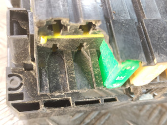 Блок предохранителей моторный Peugeot 3008 2010-2016