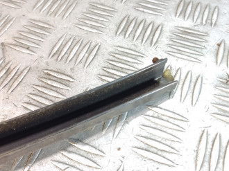 Направляющая стекла Rover 400 1995 2000