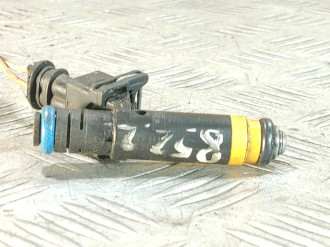 Форсунка двигателя Renault Symbol 1998 2008
