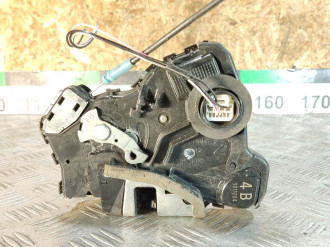 Замок двери передней правой Toyota Rav 4 2013-2019