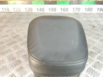 Подголовник сиденья Toyota Rav 4 2013-2019