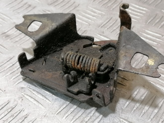 Замок капота Volkswagen Passat b3 B3