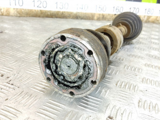 Полуось передняя левая Volkswagen Passat b3 B3