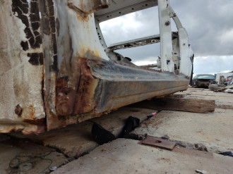 Порог со стойкой левой Volkswagen Passat b3 B3