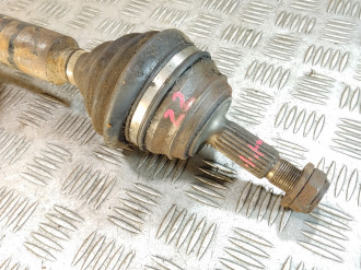 Полуось передняя правая Volkswagen Golf 3