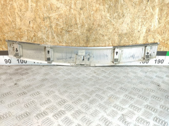 Обшивка багажника Volkswagen Touareg 2002 2010