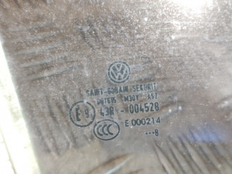 Стекло двери задней левой форточка Volkswagen Jetta 2005-2011