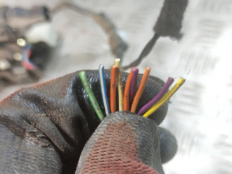 Замок двери передней левой Volkswagen Jetta 2005-2011