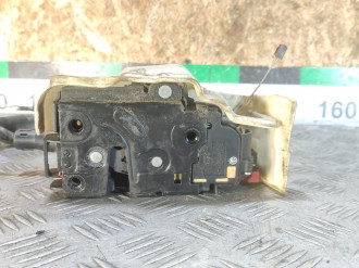 Замок двери передней левой Volkswagen Jetta 2005-2011
