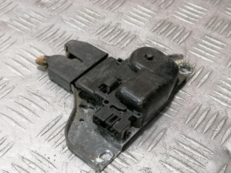 Замок багажника Cadillac Sts 2005-2011