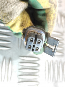 Датчик выпускного коллектора до катализатора Cadillac Sts 2005-2011