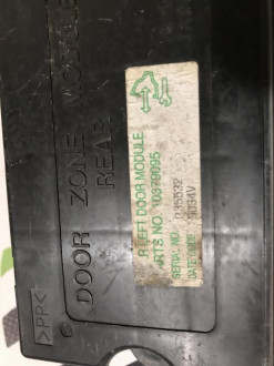 Блок управления двери Cadillac Sts 2005-2011