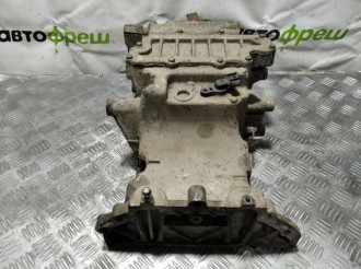 Поддон двигателя Cadillac Sts 2005-2011