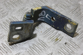 Петля двери передней левой верхняя Chery Very 2011-2014