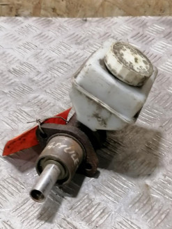 Цилиндр тормозов главный Chery Amulet 2006-2012