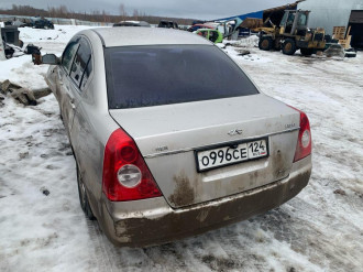 В разборе Chery Fora 2006-2010