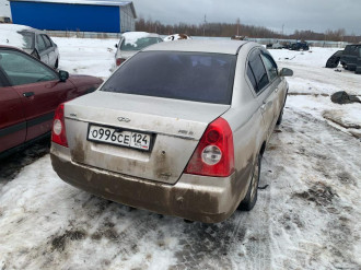 В разборе Chery Fora 2006-2010