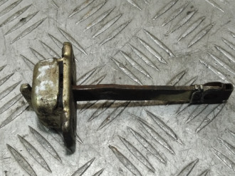 Ограничитель двери передний Chery Amulet 2006-2012