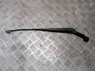Поводок стеклоочистителя передний правый Chery Fora 2006-2010