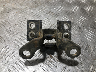 Петля багажника левая Chery Tiggo T11