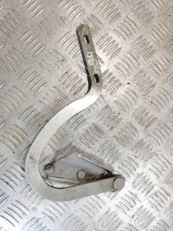 Петля капота правая Chery Amulet 2006-2012