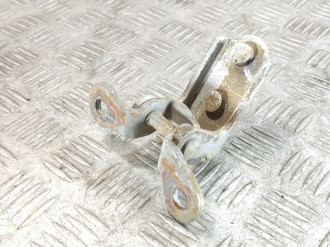 Петля двери задней правой нижняя Chery Tiggo T11