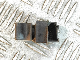 Кнопка стеклоподъемника Chery Amulet 2006-2012