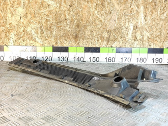 Жабо Chery Fora 2006-2010