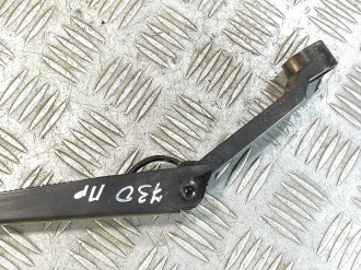 Поводок стеклоочистителя передний правый Chery Fora 2006-2010